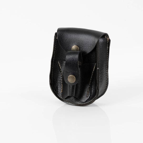 Small slingshot bag (black).