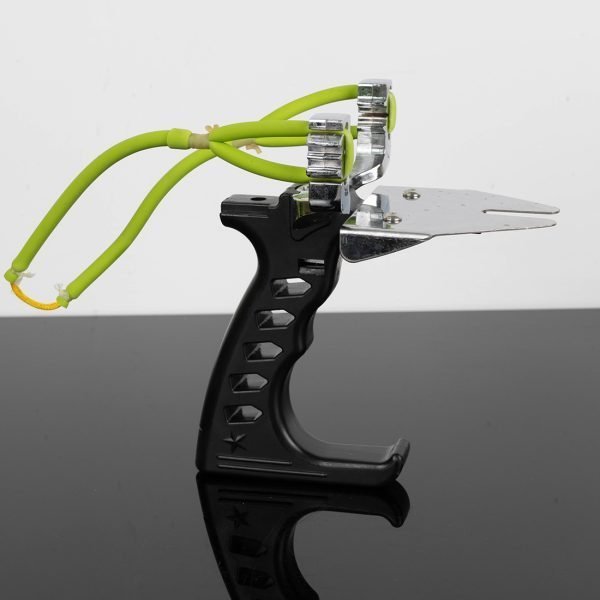 Competitive hunting slingshot can be equipped with a fishing reel and swim bladder.  14. - Image 2
